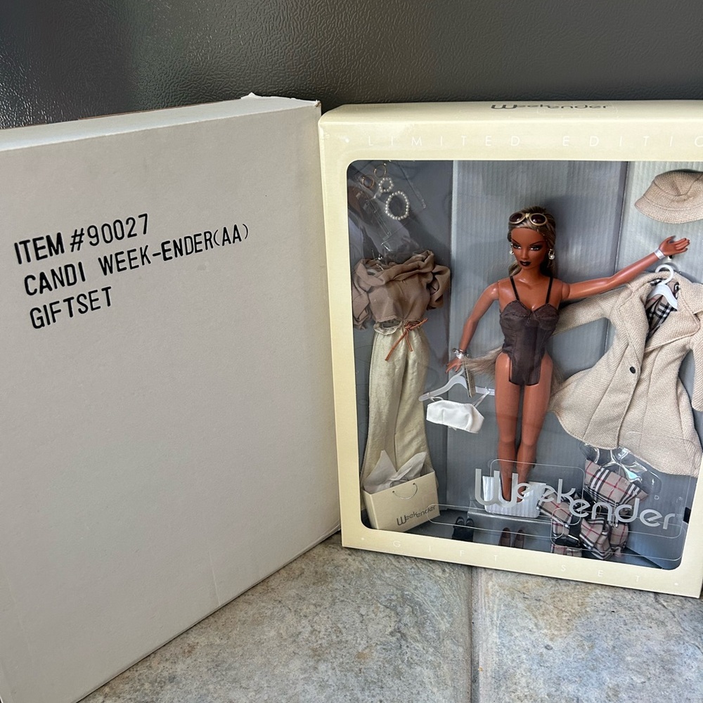 Integrity Toys Jason Wu 2002 Weekender AA Doll Giftset #90027